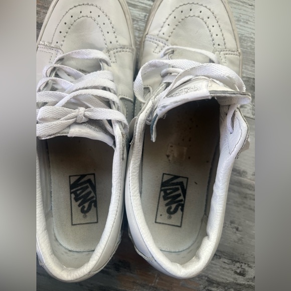 Vans of the wall leather size 7.5 - Picture 10 of 11